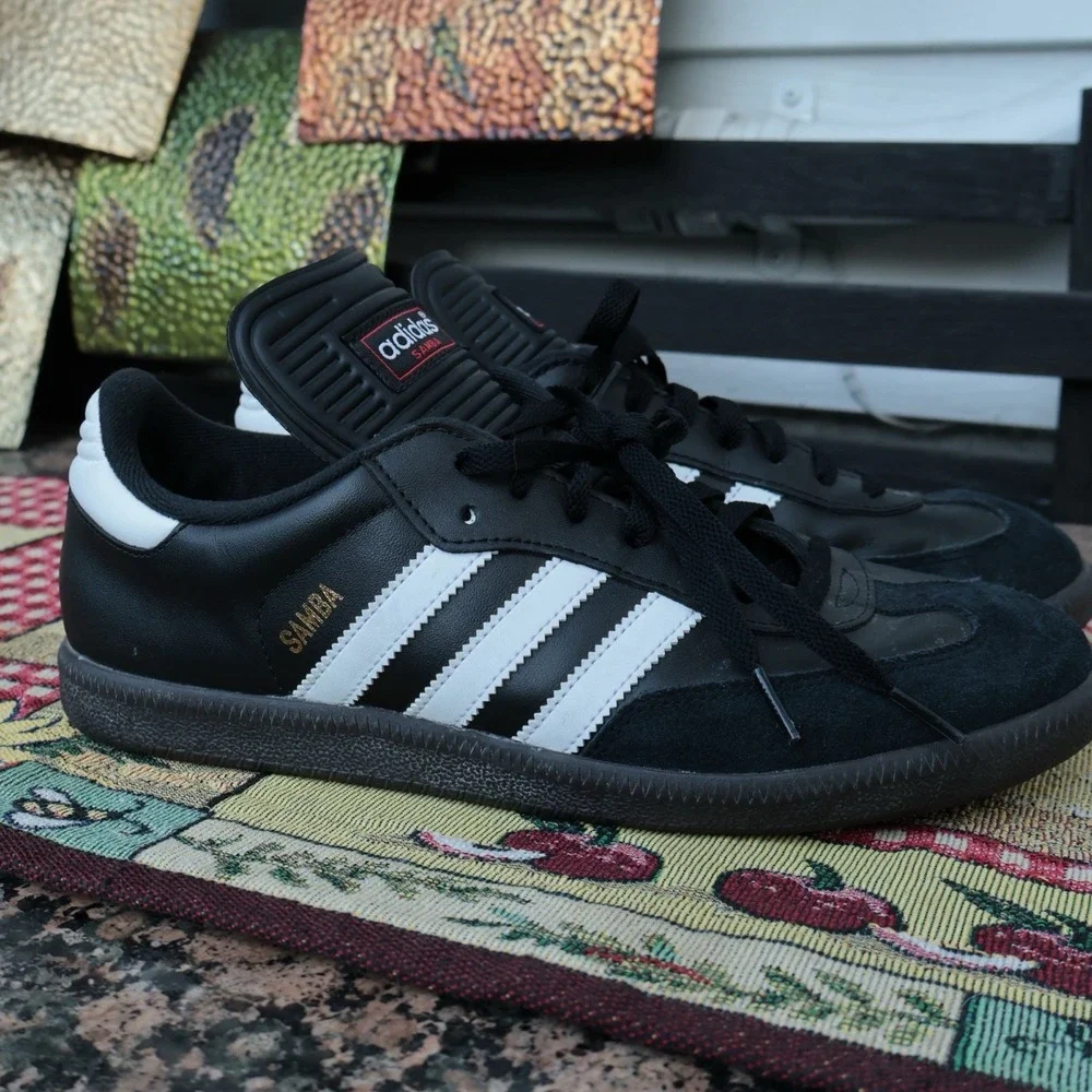 Adidas Samba Classic Men's Shoes Size 9.5 US Black Leather Casual Sneakers OG